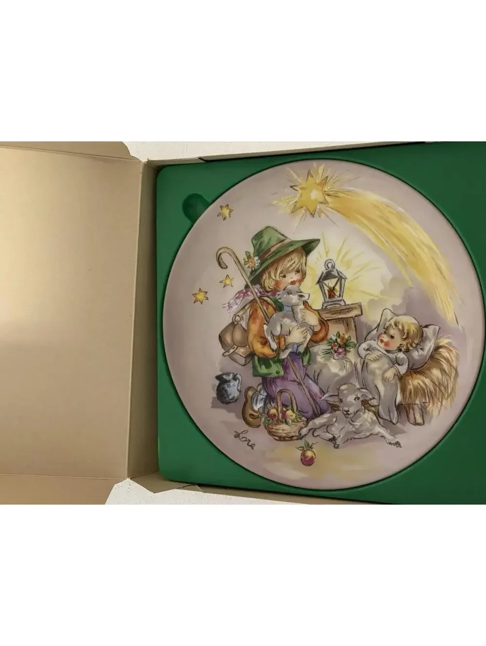 Goebel Lore Christmas in Kinderland Series Plate 865 of 10000 - 1983